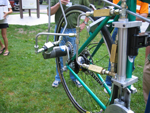 Hydraulicspneumatics Com Sites Hydraulicspneumatics com Files Uploads Custom Inline Archive Www hydraulicspneumatics com Content Site200 Articles 09 01 2005 11793 Cal Poly1 Jp 00000055978