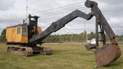 excavator-wikipedia-commons.jpg excavator-wikipedia-commons.jpg