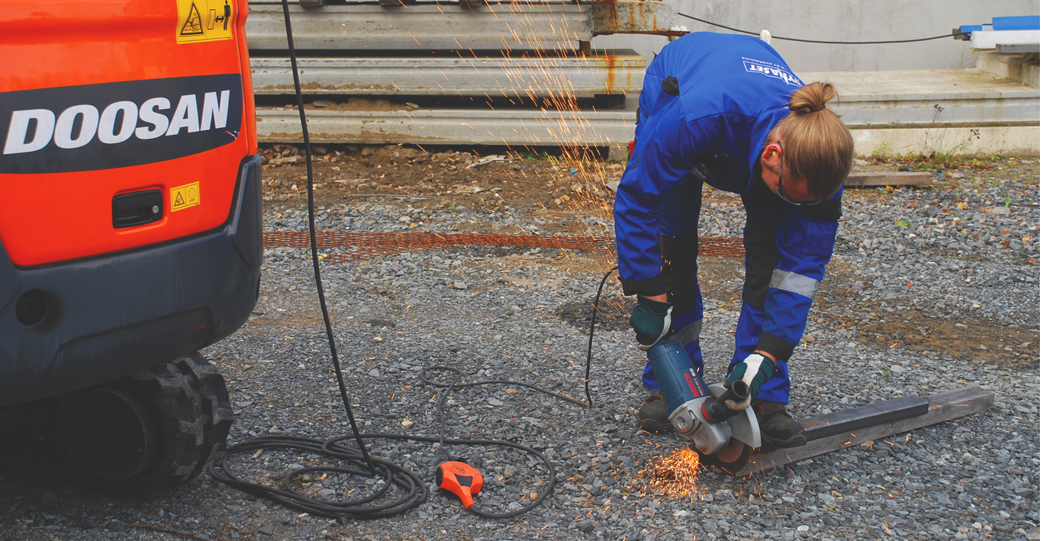 Dynaset&rsquo;s generators