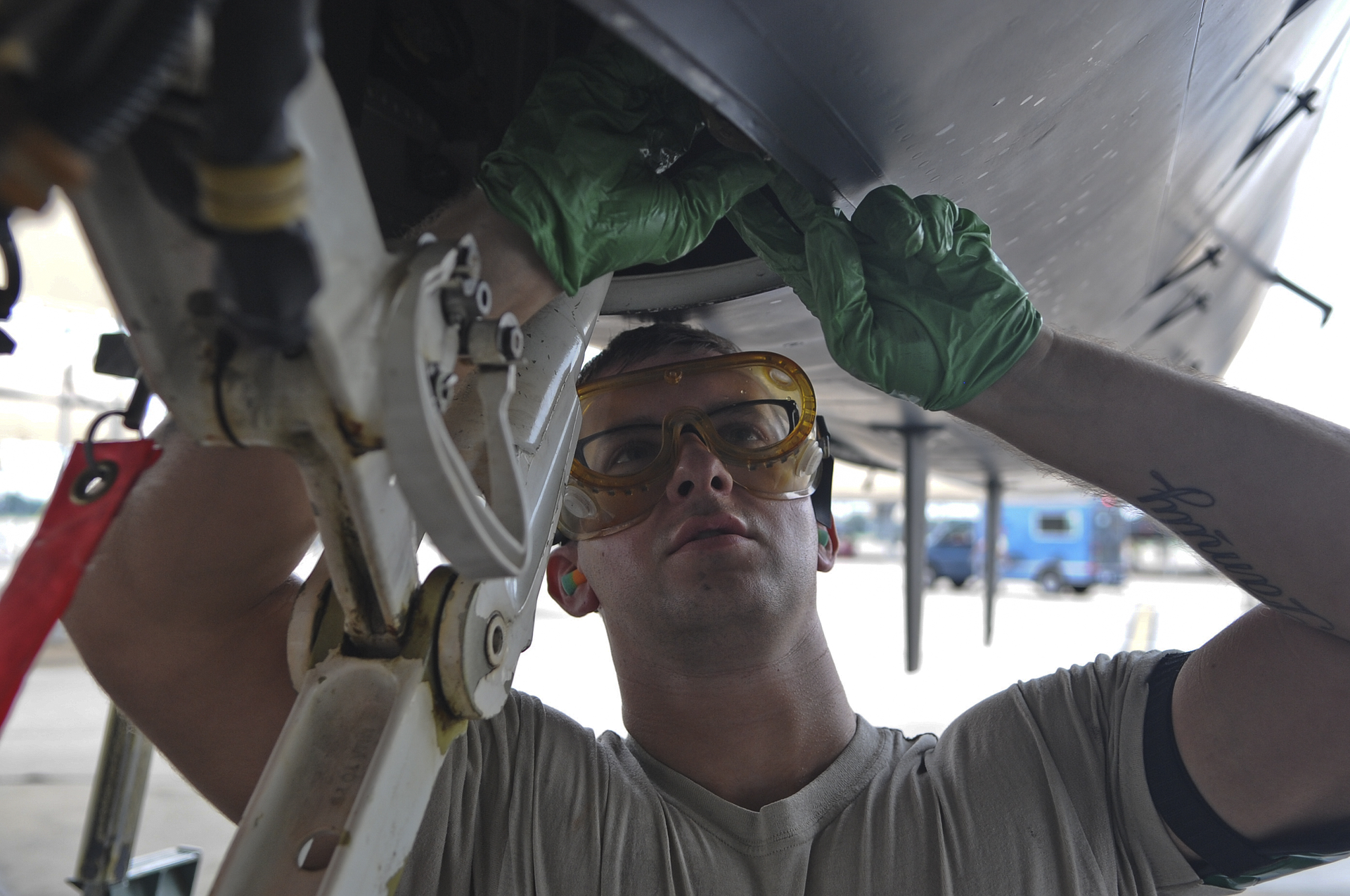 airforce maintenance