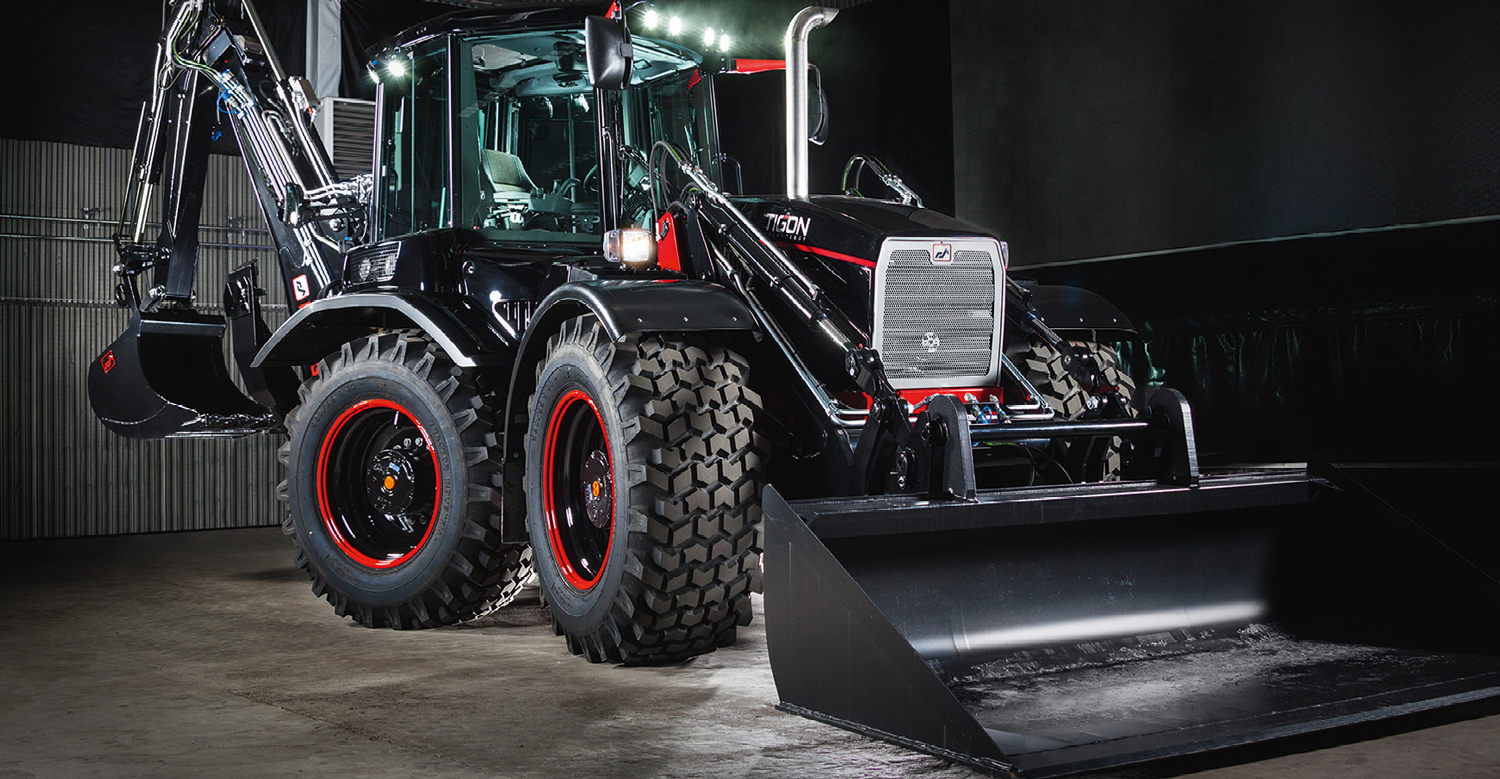 Huddig's loader backhoe