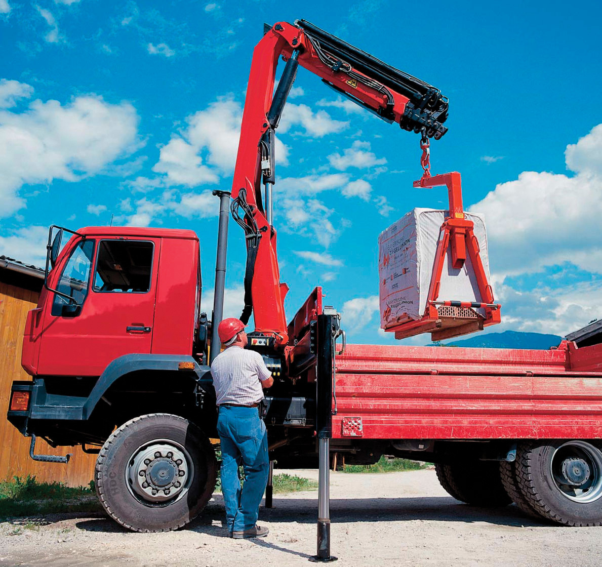 Troubleshooting Challenge Crane’s Hydraulic Malfunction Makes