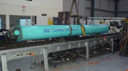 Large crane cylinder