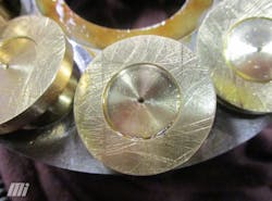 Signs of wear on piston shoes. Signs of wear on piston shoes.