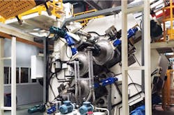 Here is JiangyYn QinLi’s new four-roller calendering machine. Here is JiangyYn QinLi’s new four-roller calendering machine.