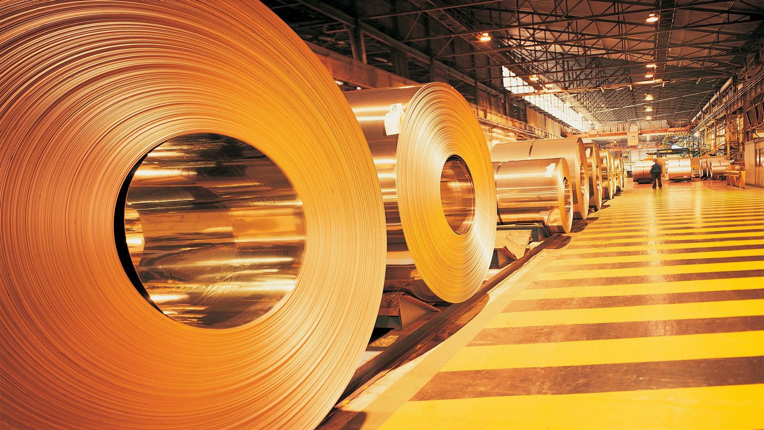 Water-glycol hydraulic fluids in action