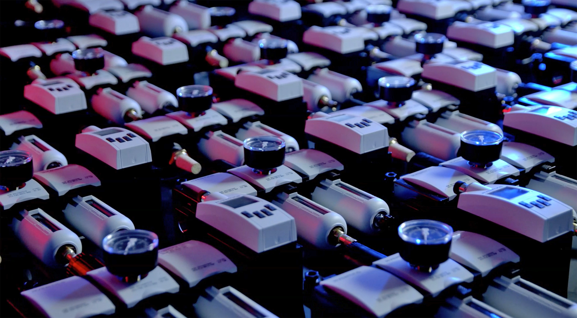 The AVENTICS AF2 Flow Sensor