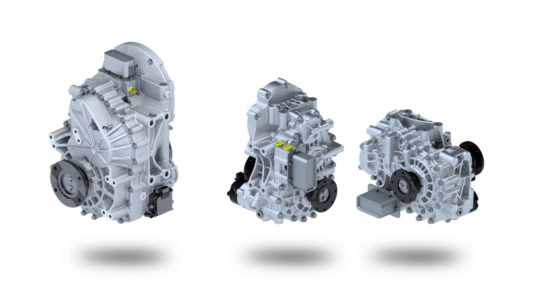 The compact Rexroth eLION gearboxes for the electrification of mobile machines are available in a 2-speed version (eGFZ 9200, left) and in a 1-speed version (eGFZ 9100, right, shown in two possible configuration options) for a wide range of applications.