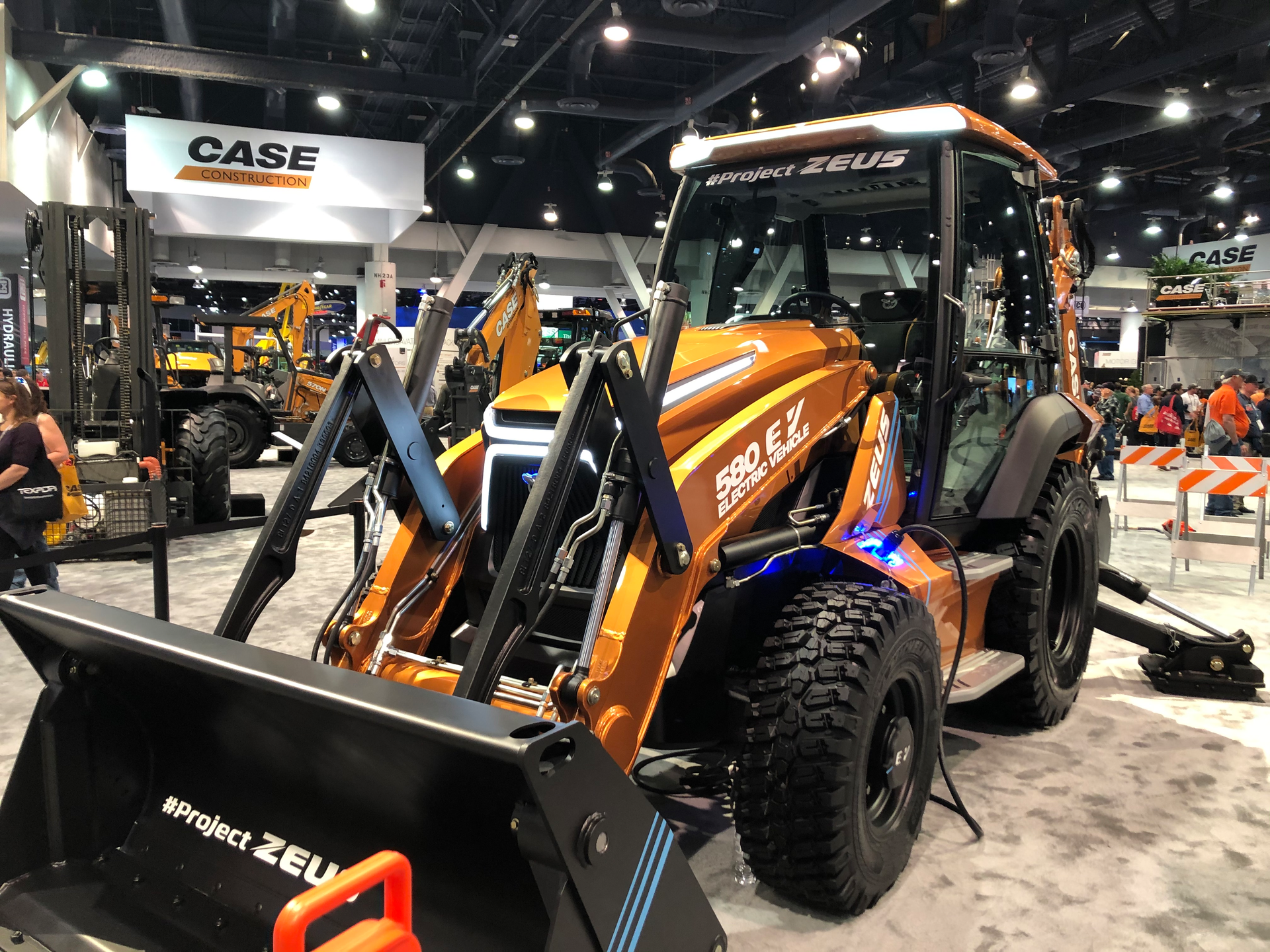 During CONEXPO 2020, CASE Construction Equipment debuted its battery-electric backhoe.