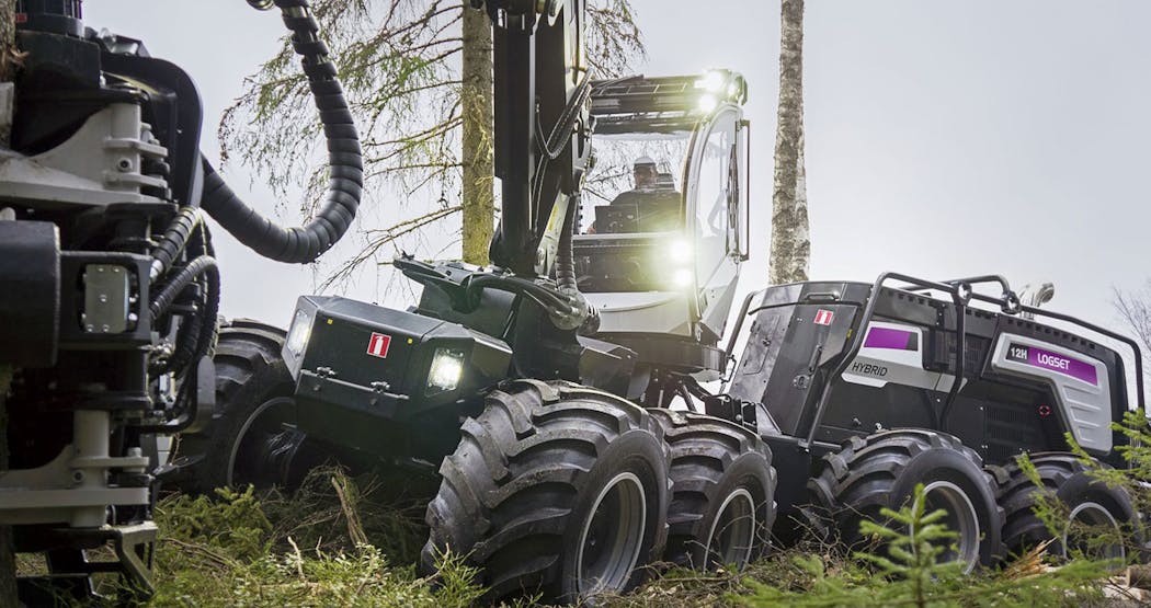 Use of a parallel hybrid system architecture helped the Logset 12H GTE forest harvester reduce its fuel consumption 20-30%.