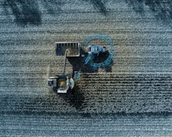 Raven Autonomy Harvest Assist charts the path and speed of the tractor pulling the grain cart alongside a combine harvester during an &lsquo;unload on the go&rsquo; operation.