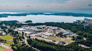 Volvo will add another building to its wheel loader production facility in Sweden to accommodate manufacture of electric machines.