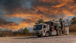 The latest version of the Mack LR Electric is powered by NMC lithium-ion batteries offering 42% more energy and 376 kWh total battery capacity.