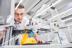 Fraunhofer IEM has developed an electrically operated robot gripper which is safe for human-robot collaboration and offers a more efficient alternative to pneumatics.