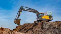 Danfoss is testing its Dextreme System for excavators in three Volvo machines at a customer site. Danfoss is testing its Dextreme System for excavators in three Volvo machines at a customer site.