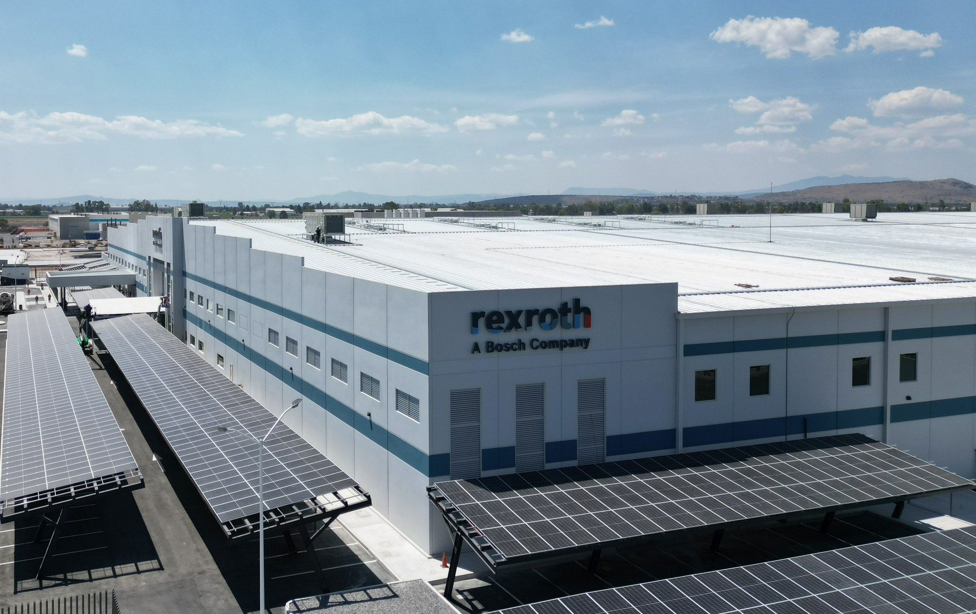 Production of mobile hydraulic components has begun at Bosch Rexroth's new manufacturing facility in Mexico.