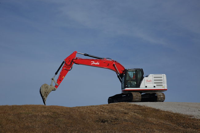Danfoss is developing technologies to improve the energy efficiency of excavators and other construction equipment to help reduce emissions.