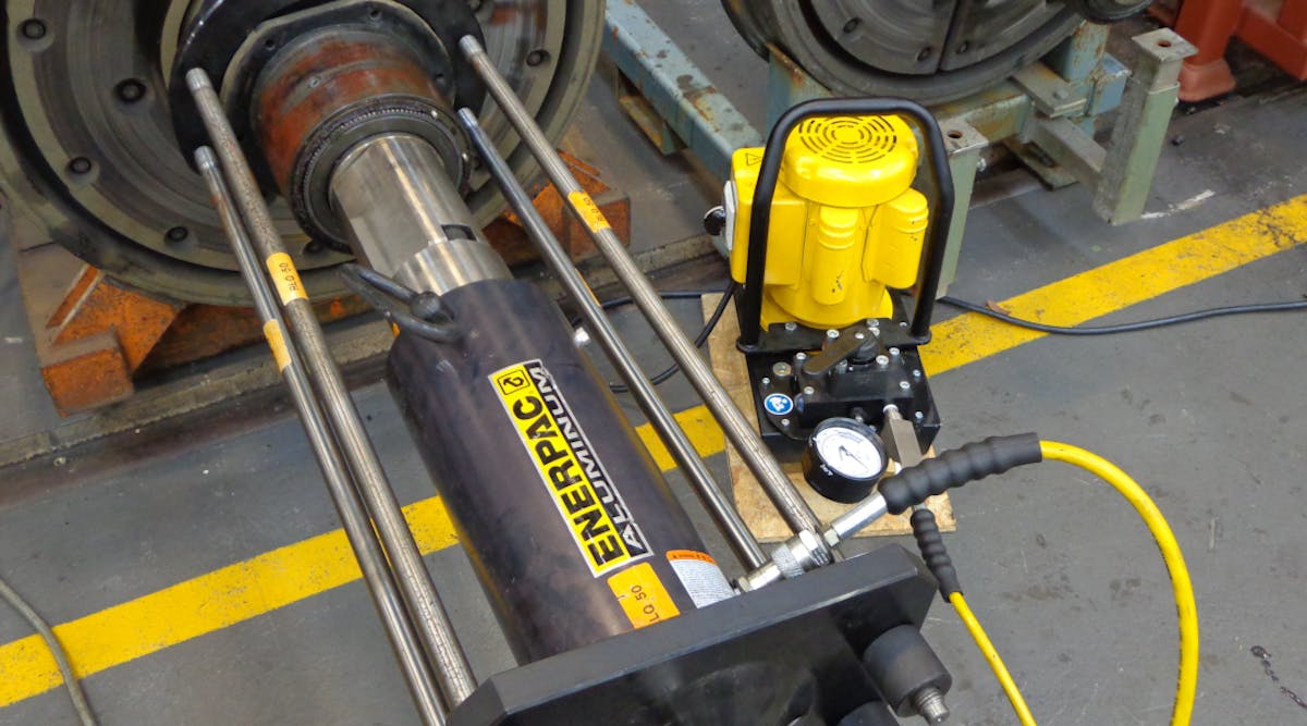 The Enerpac RACH cylinder features a lightweight yet durable design which makes it easy to transport from one project to another.