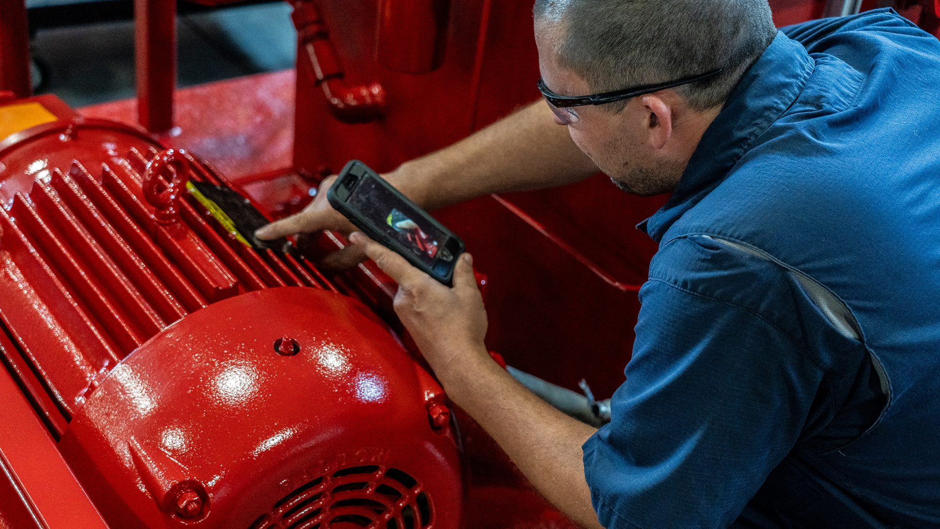 Figure 1: Cell phones are a convenient and popular way for an on-site technician to obtain step-by-step instructions from the remote person and to communicate results. Image courtesy of Motion Industries Inc.