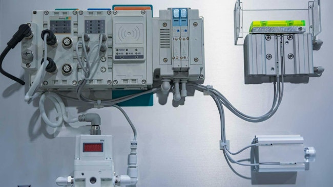 An electro-pneumatic pressure regulator setup