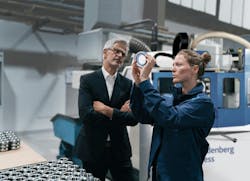 Freudenberg Xpress manufactures high-quality CNC machined seals from Freudenberg materials and profiles for industries such as fluid technology, process industry, heavy industry and agriculture. Freudenberg Xpress manufactures high-quality CNC machined seals from Freudenberg materials and profiles for industries such as fluid technology, process industry, heavy industry and agriculture.