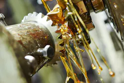 Lubricant Falling onto Gears Lubricant Falling onto Gears