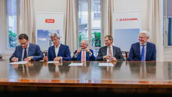 Executives from Danfoss and Alfagomma at Acquisition Signing