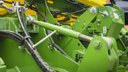 Hydraulic Cylinder and Other Components on a Green Machine